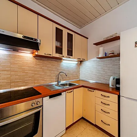 By The Sea Prizba, Korcula - 24647 *